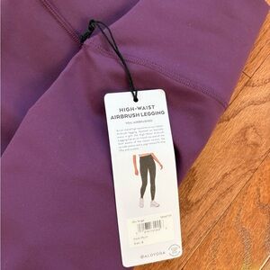 ALO Yoga High-Waist Airbrush Legging in Deep Purple